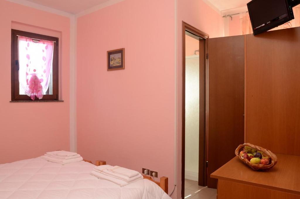 Albergo Ristorante Da Piercarlo 브랄로 디 프레골라 객실 사진
